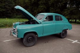 GAZ M-72