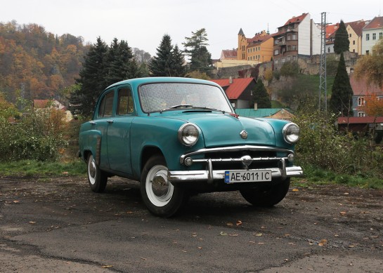 Moskvič 402