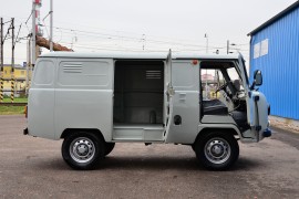 UAZ 452