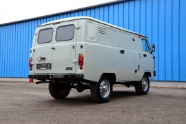 UAZ 452