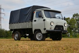UAZ 3303