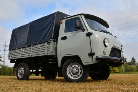 UAZ 3303