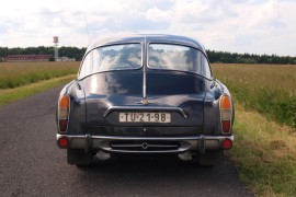 Tatra 603