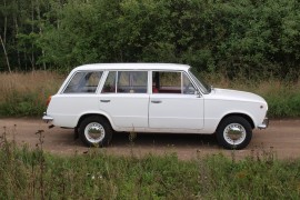 Lada 2102