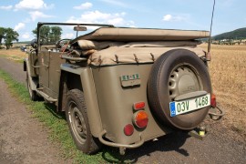 Škoda 1101 Tudor - bojový