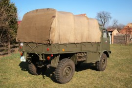 Tatra 805