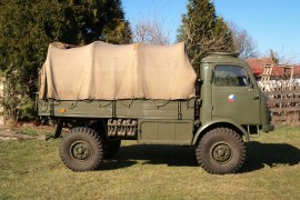 Tatra 805