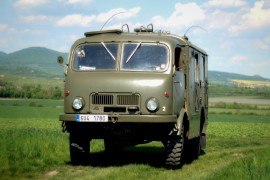 Tatra 805