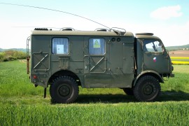 Tatra 805